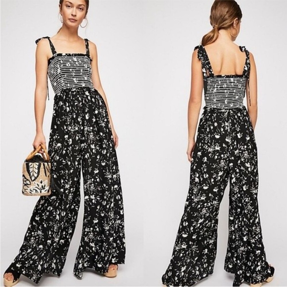 Free People Color My World Floral Jumpsuit Size Small Summer Vacation Getaway